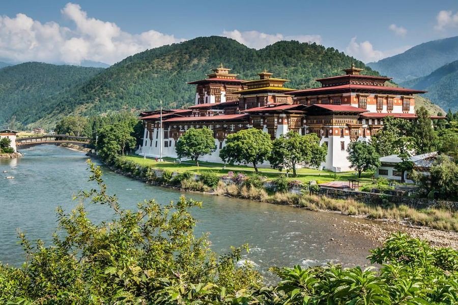 Punakha Dzong at the confluence of two rivers