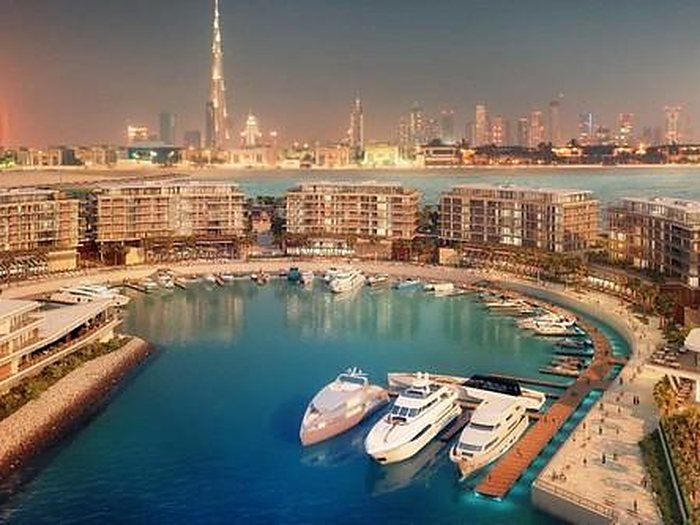 Bulgari Resort & Marina Dubai, Jumeira Bay Island, with the Downtown skyline beyond