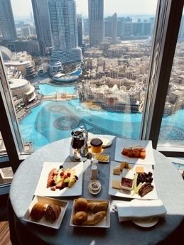 Breakfast with a view over Downtown Dubai