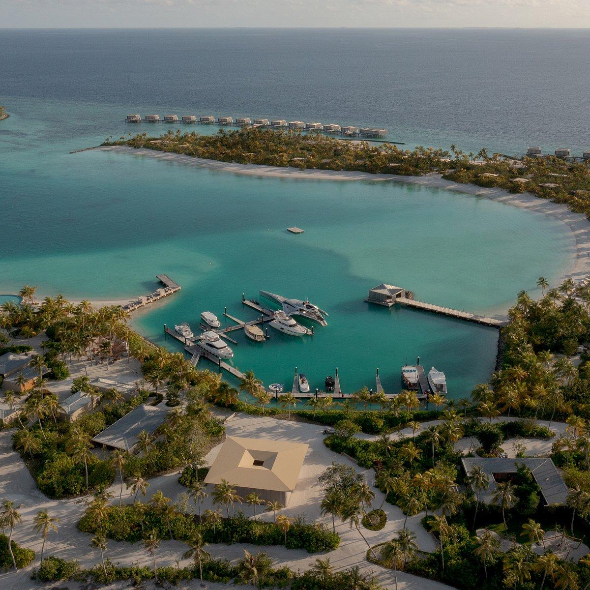 Patina Maldives, Fari Islands