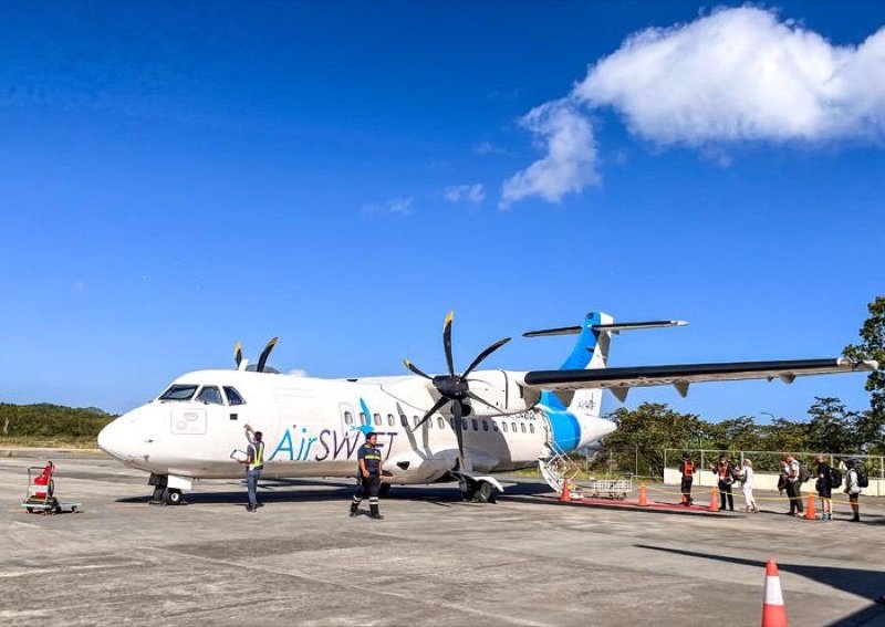 Domestic flight to El Nido