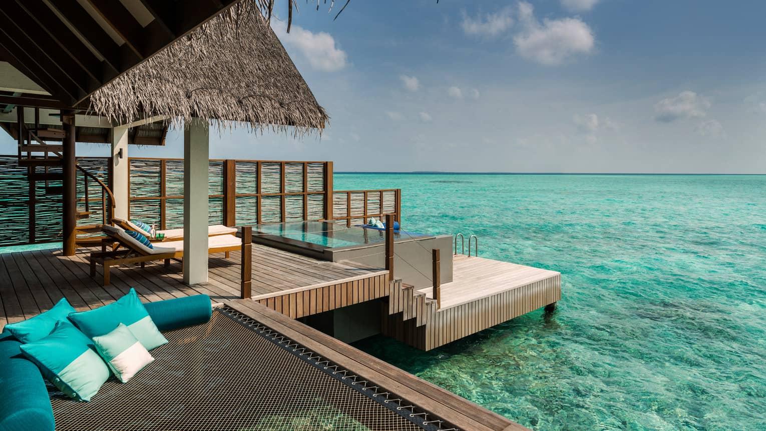 Four Seasons Landaa Giraavaru